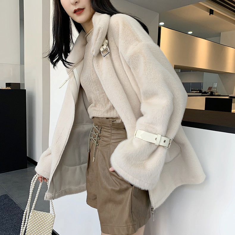 Women's short fur coat with imitation mink plush