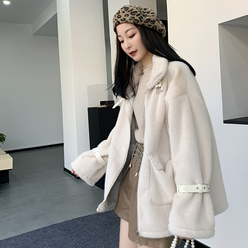 Women's short fur coat with imitation mink plush