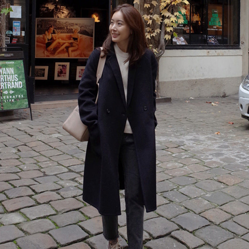 Mid-length woolen coat