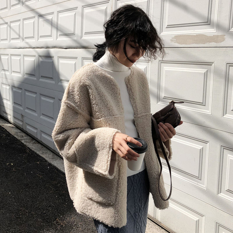 Women's thickened lamb wool coat
