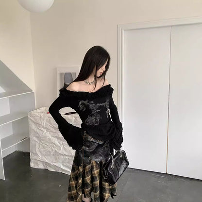Retro Pure Desire Floral-print Off-shoulder Bell Sleeve Knitted Top