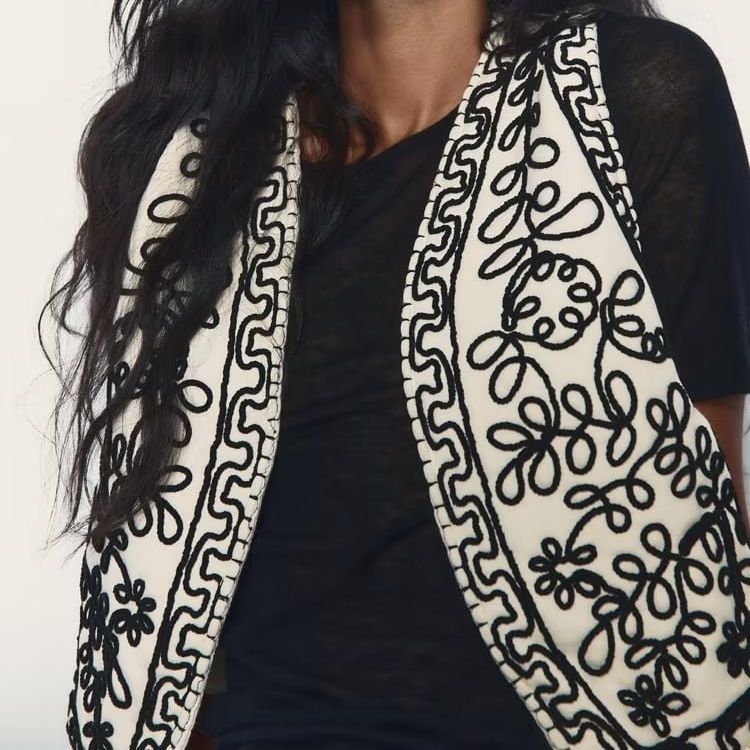 Retro Hollow Embroidery Cotton-padded Jacket Vest